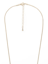 Load image into Gallery viewer, Pearls Necklace
