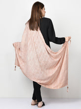 Load image into Gallery viewer, Check Patterned Scarf

