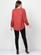 Load image into Gallery viewer, Floral Top
