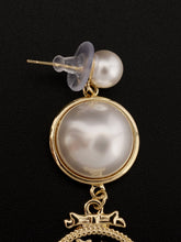Load image into Gallery viewer, Pearl Coin Earrings
