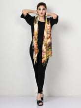 Load image into Gallery viewer, Printed Cotton Scarf

