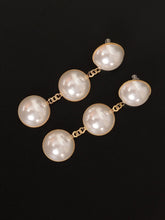 Load image into Gallery viewer, Pearl Earrings
