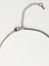 Load image into Gallery viewer, Rhinestone Pearl Necklace
