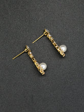 Load image into Gallery viewer, Short Drop Earrings
