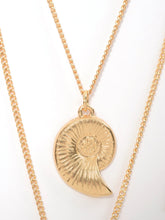 Load image into Gallery viewer, Layered Seashell Necklace
