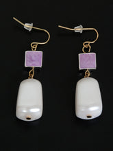 Load image into Gallery viewer, Pearl Drop Earrings
