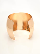 Load image into Gallery viewer, Plain Metallic Cuff
