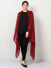 Load image into Gallery viewer, Box Patterned Scarf

