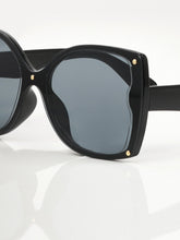 Load image into Gallery viewer, Butterfly Sunglasses
