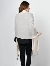 Load image into Gallery viewer, Pearl Tassel Scarf

