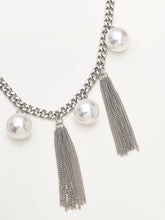 Load image into Gallery viewer, Pearl Necklace
