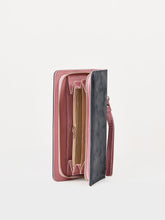 Load image into Gallery viewer, Shimmery Textured Wallet
